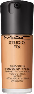 MAC tekući puder Studio Fix NC40 OS