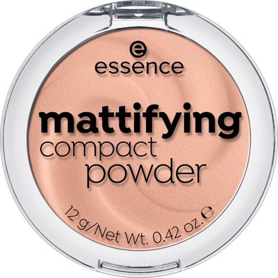 essence puder kompaktni 04