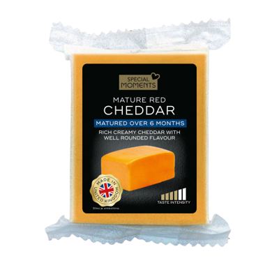 SPECIAL MOMENTS Mature Colored Cheddar Cheese 48+, 10x200g