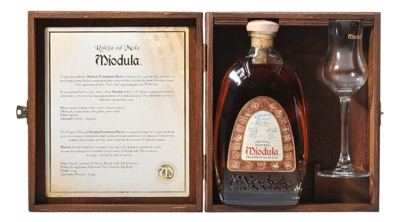 *LIKER MEDICA MIODULA GIFT BOX 0,5L