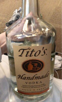 VODKA TITOS 1,75 (6)*
