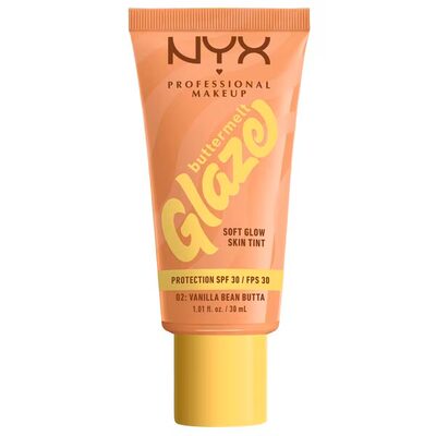 NYX buttermelt Glaze tečni puder 02