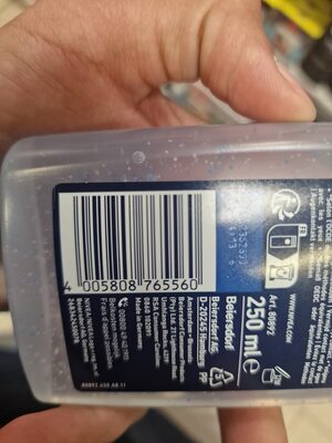 GEL ZA TUSIRANJE PURE IMPACT 250ml NIVEA