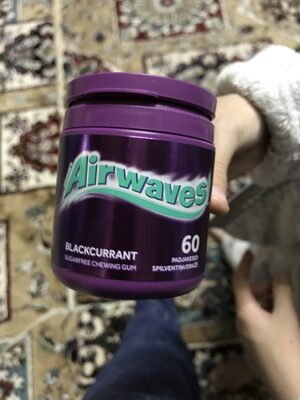 GUME AIRWAVES BLACK CURRANT BOČICA 60 KOM 84 g ATLANTIC