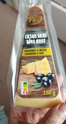 Tvrdi sir u komadu, dozrijevao 12M