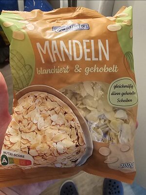 Blanširani bademi