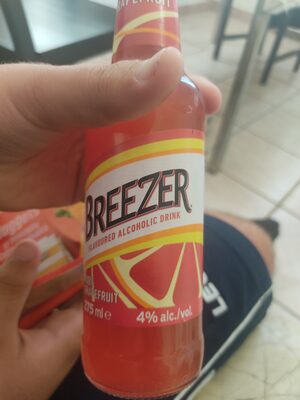 BACARDI BREEZER 0,275 L GRAPE