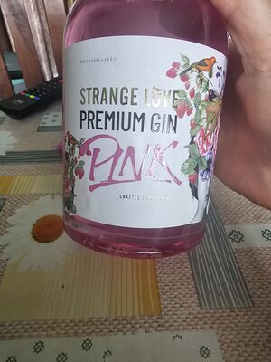GIN STRANGE LUVE PINK 40% 0,7 L