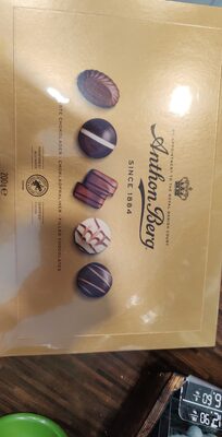 PRALINE ANTHON BERG GOLD BOX 200G