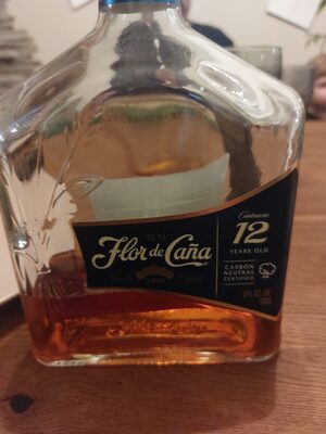 *RUM FLOR DE CANA 12YO 0.7L -6/1-