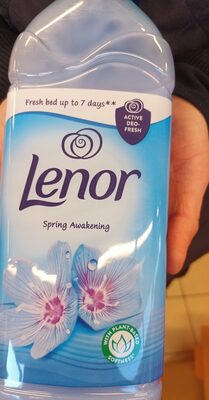 LENOR 850ML SPRING AWAKENING STARO